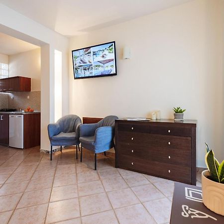 Ampelia Hotel Kassandra Chaniotis Extérieur photo