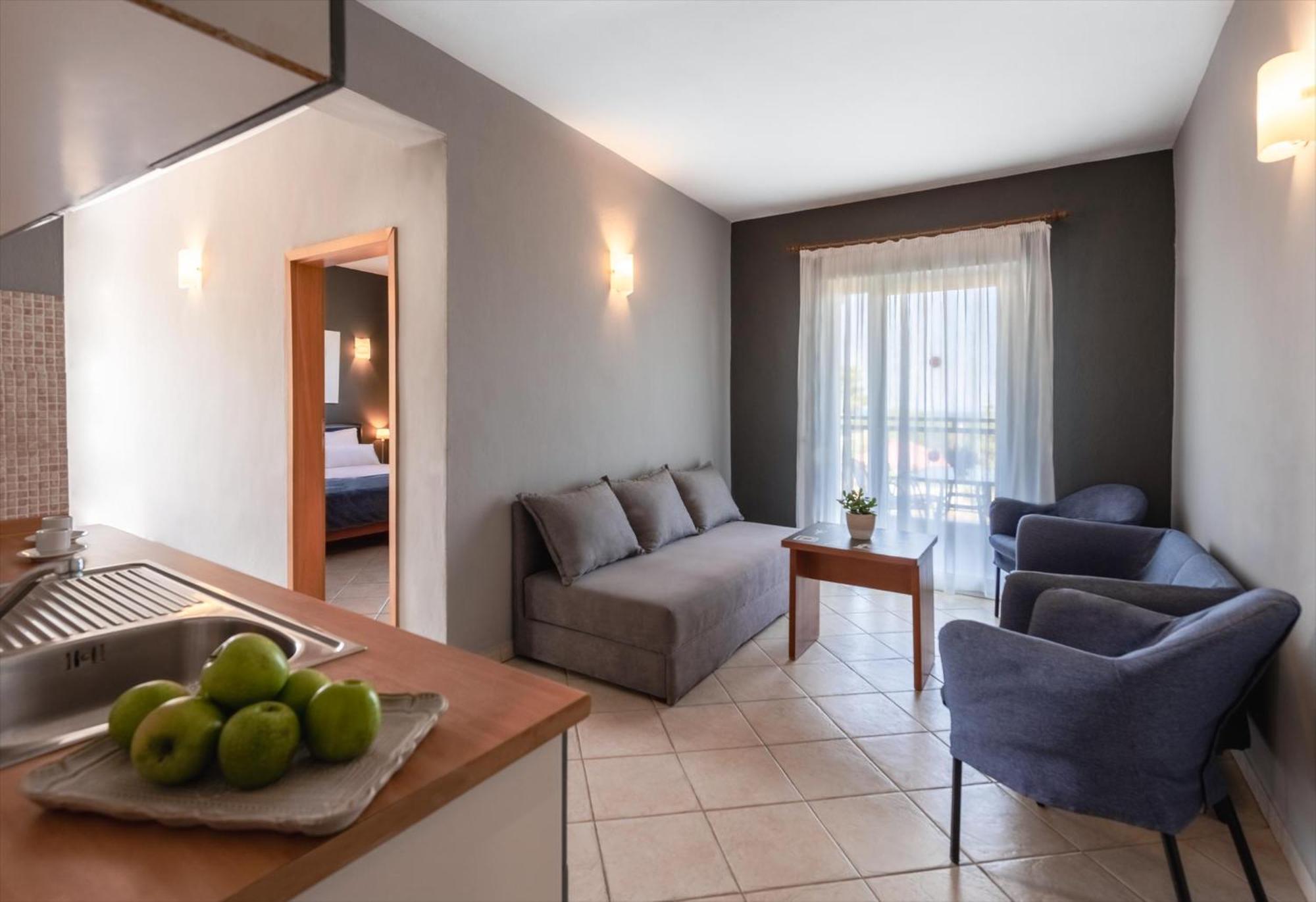 Ampelia Hotel Kassandra Chaniotis Extérieur photo