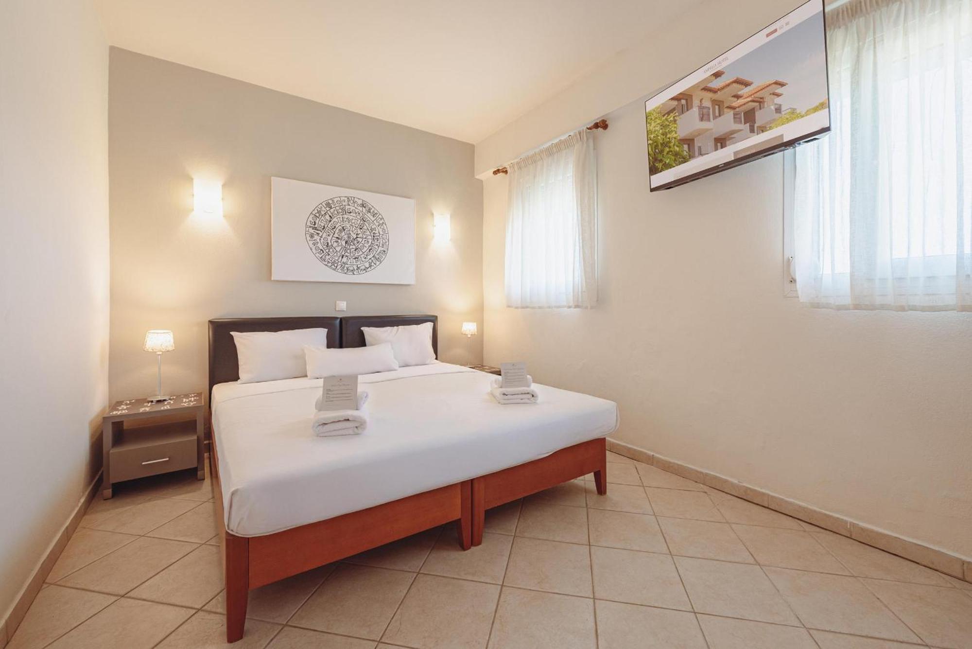 Ampelia Hotel Kassandra Chaniotis Extérieur photo